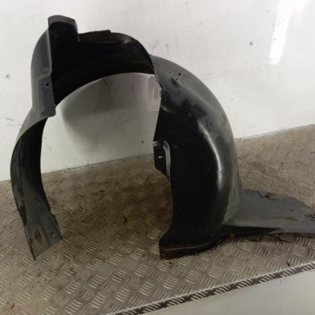 Pare boue avant gauche VOLKSWAGEN FOX Photo n°1