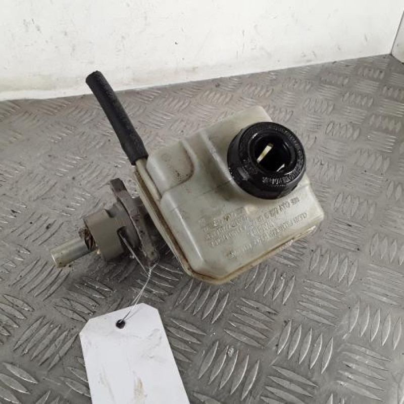 Maitre cylindre (freinage) RENAULT MASTER 2