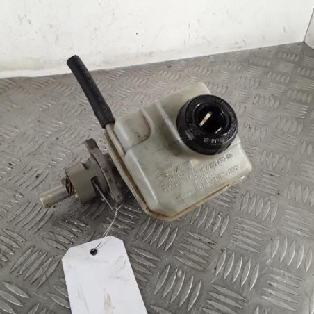 Maitre cylindre (freinage) RENAULT MASTER 2 Photo n°1