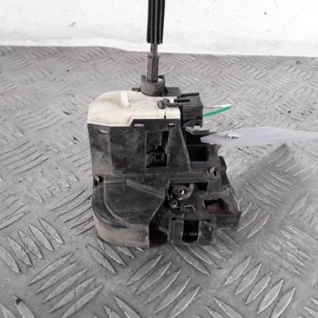 Serrure avant droit RENAULT CLIO 2 Photo n°1