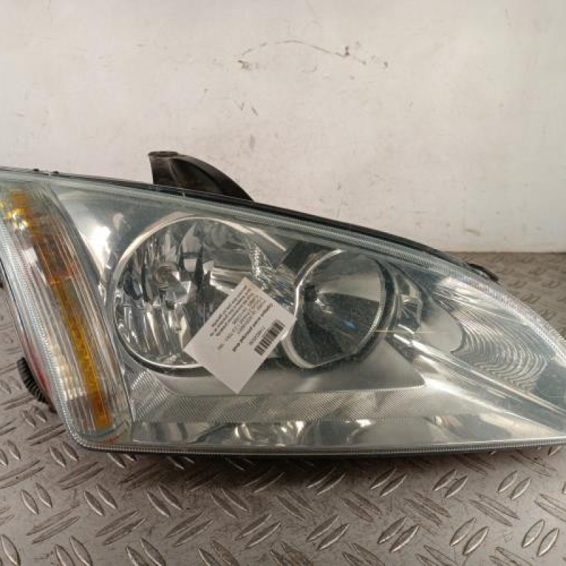 Optique avant principal droit (feux)(phare) FORD FOCUS 2