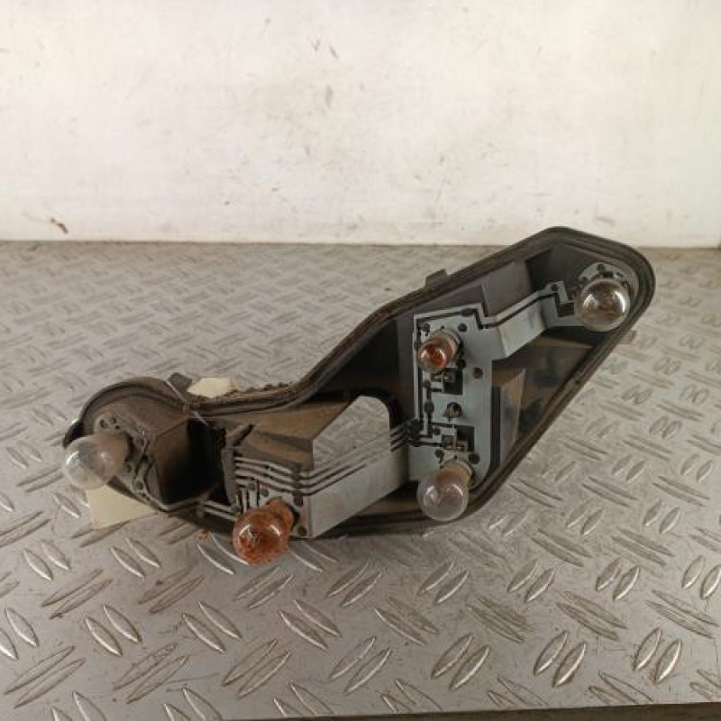 Platine feu arriere droit PEUGEOT 207