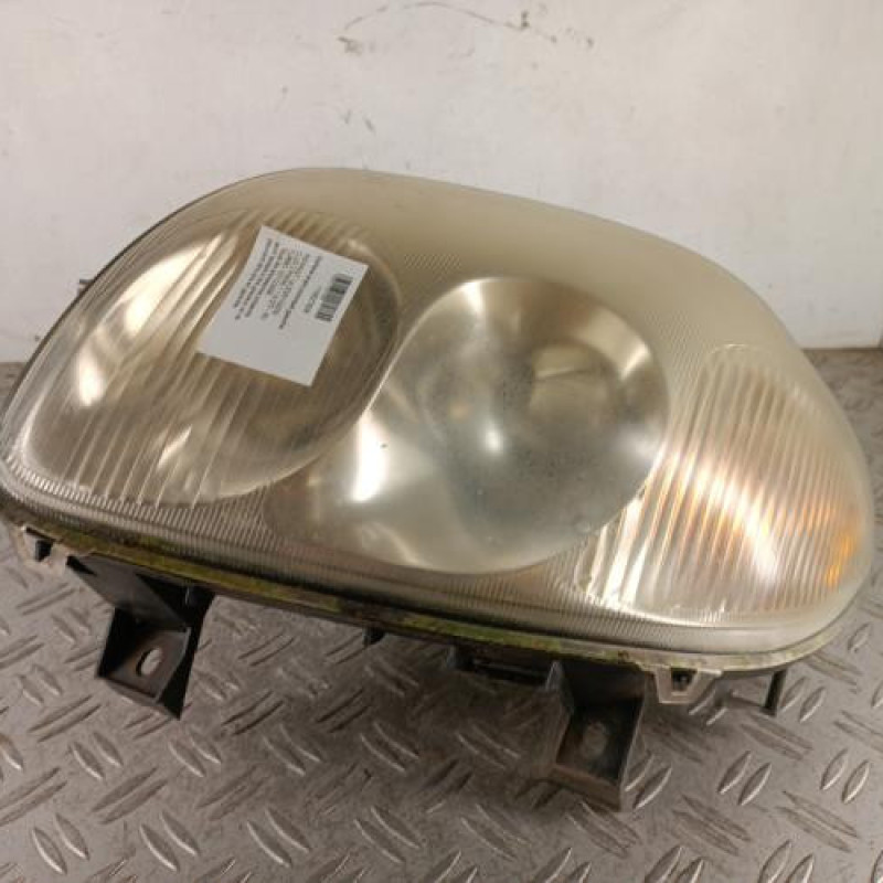 Optique avant principal gauche (feux)(phare) RENAULT CLIO 2