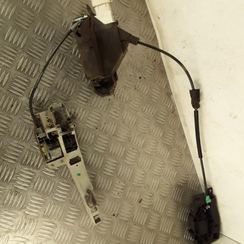 Serrure avant gauche CITROEN C4 1