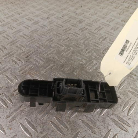 Interrupteur de leve vitre avant droit PEUGEOT 207