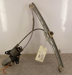 Leve vitre electrique avant gauche PEUGEOT 306 Photo n°1