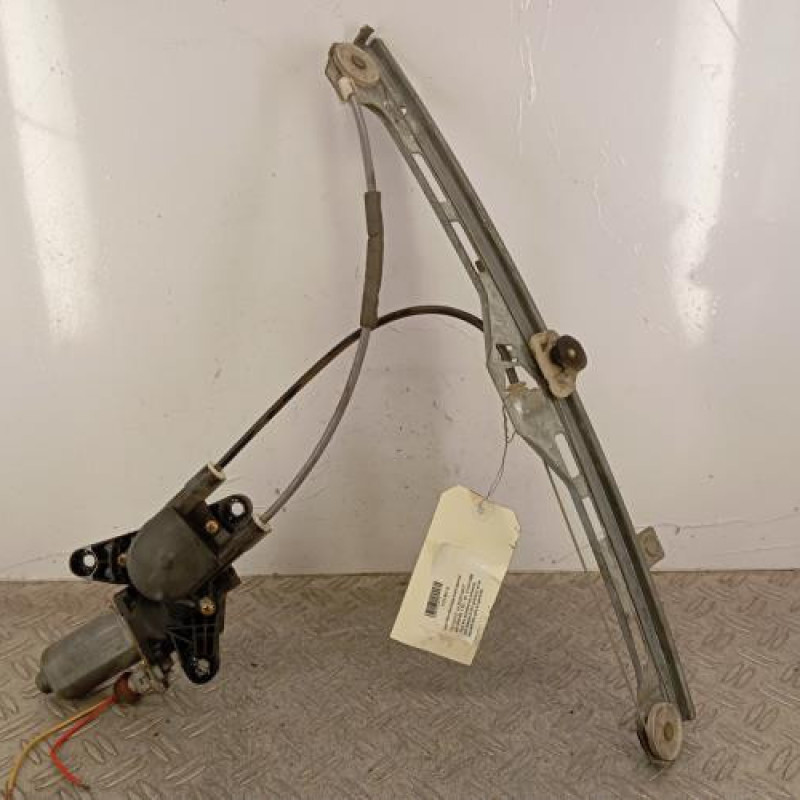 Leve vitre electrique avant gauche PEUGEOT 306