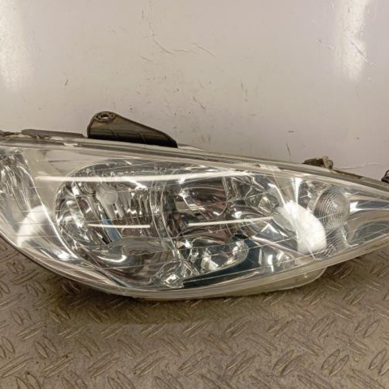 Optique avant principal droit (feux)(phare) PEUGEOT 206