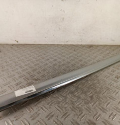 Baguette de porte arriere droite PEUGEOT 207 Photo n°1