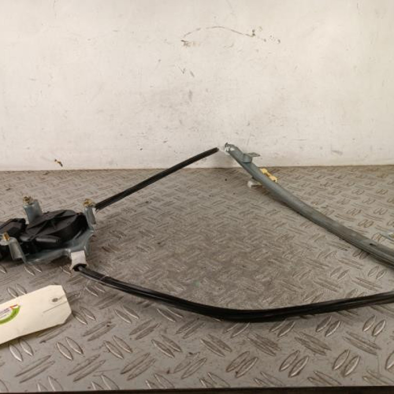 Leve vitre electrique avant droit RENAULT CLIO 2