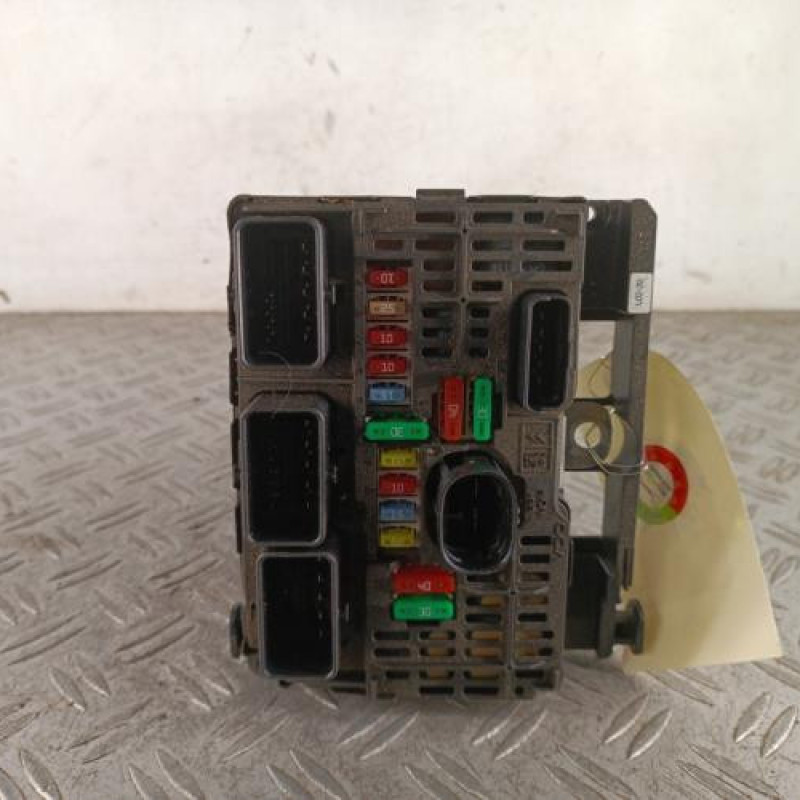 Boitier servitude moteur (BSM) PEUGEOT 407