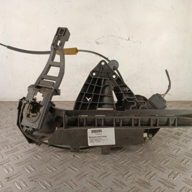 Serrure avant droit FORD C-MAX 1