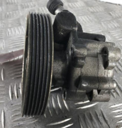 Pompe de direction PEUGEOT 407 Photo n°1