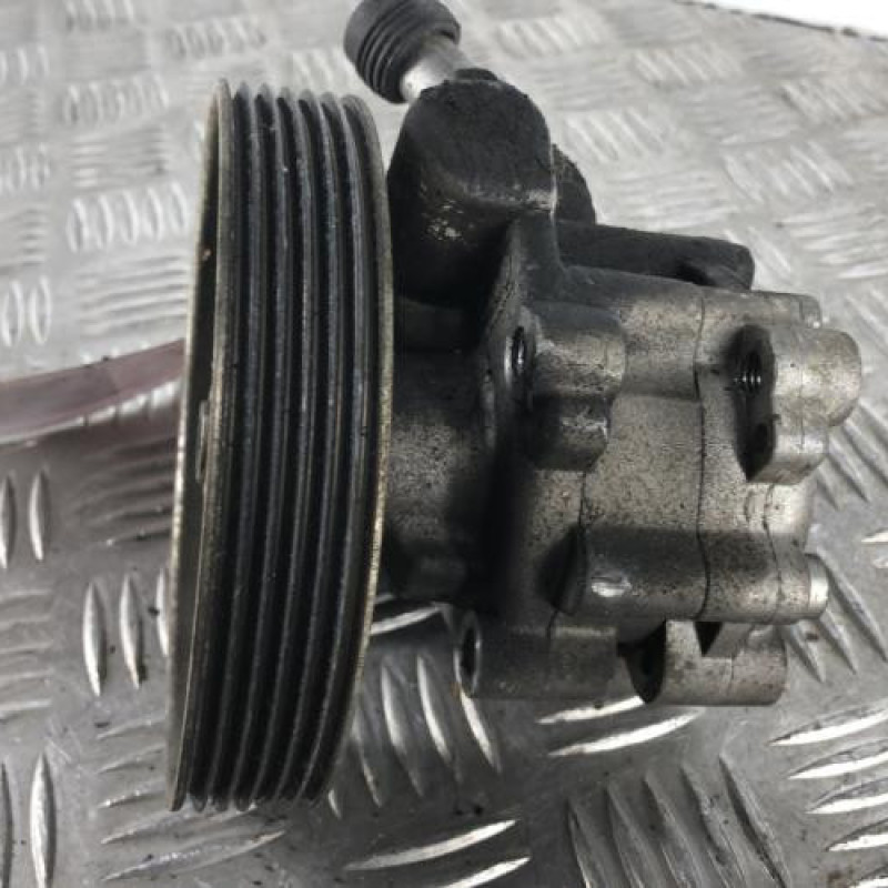 Pompe de direction PEUGEOT 407