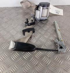 Ceinture avant droit RENAULT SCENIC 3 Photo n°1