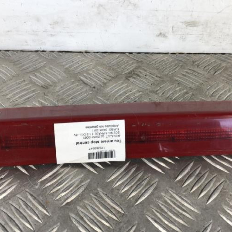 Feu arriere stop central RENAULT SCENIC 3