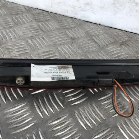 Feu arriere stop central RENAULT CLIO 2