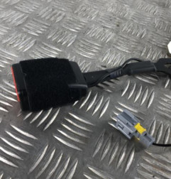 Attache ceinture avant droit PEUGEOT 2008 1 Photo n°1