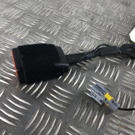 Attache ceinture avant droit PEUGEOT 2008 1 Photo n°1