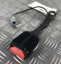 Attache ceinture avant droit PEUGEOT 2008 1