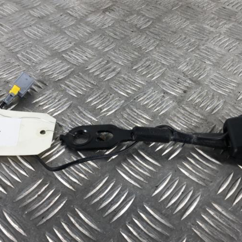 Attache ceinture avant gauche PEUGEOT 2008 1
