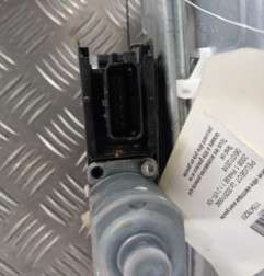 Leve vitre electrique avant gauche PEUGEOT 2008 1 Photo n°3