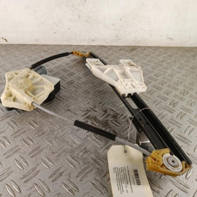 Leve vitre electrique arriere gauche SEAT LEON 3