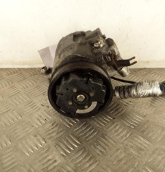 Compresseur clim VOLKSWAGEN POLO 4 Photo n°1