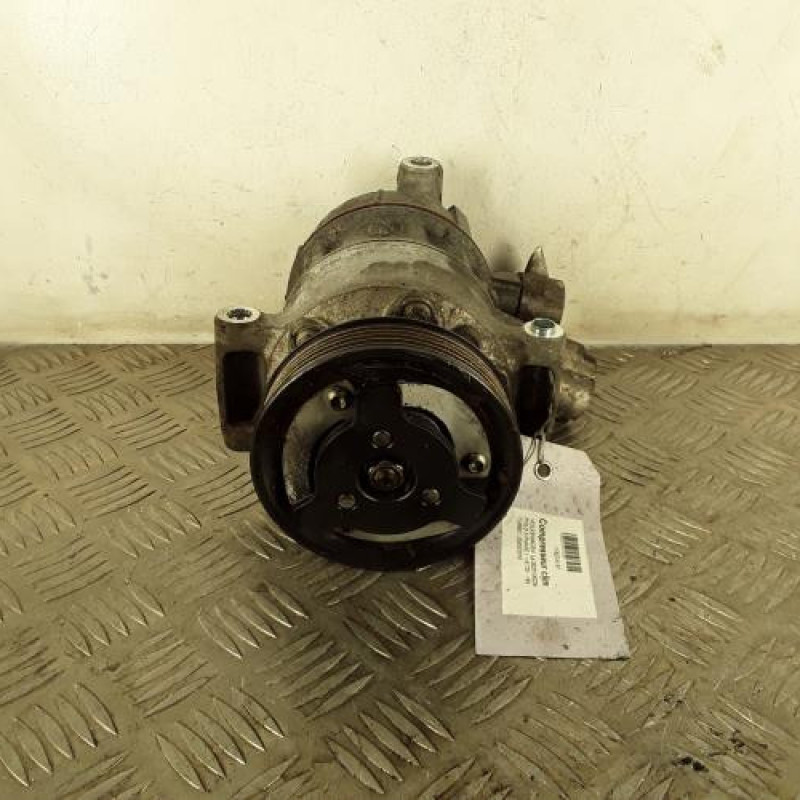 Compresseur clim VOLKSWAGEN POLO 5