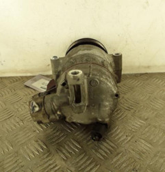 Compresseur clim VOLKSWAGEN POLO 5