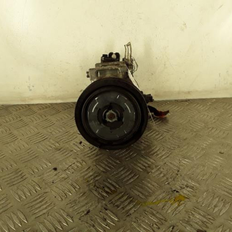 Compresseur clim TOYOTA VERSO