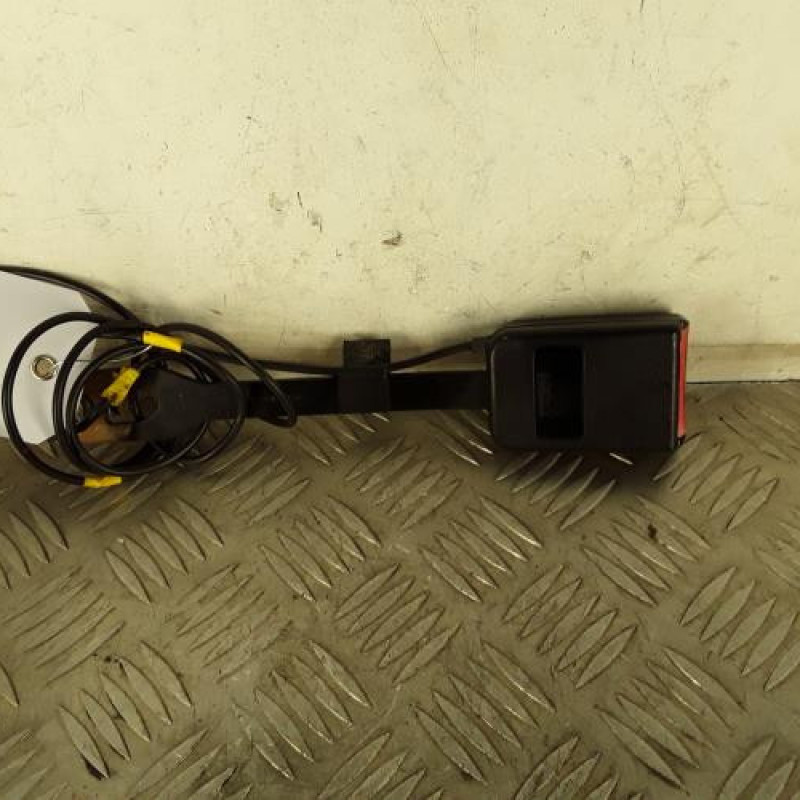 Attache ceinture avant gauche PEUGEOT 407