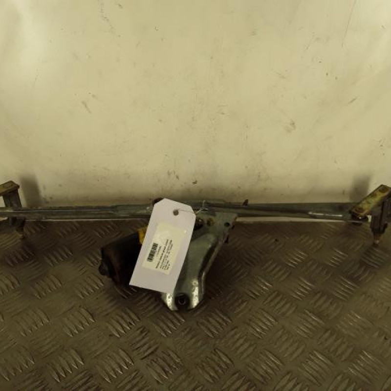 Moteur essuie glace avant VOLKSWAGEN GOLF 3