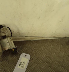 Serrure avant droit VOLKSWAGEN GOLF 3 Photo n°1