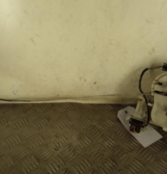 Serrure avant droit VOLKSWAGEN GOLF 3