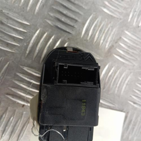 Interrupteur de leve vitre avant gauche PEUGEOT 206