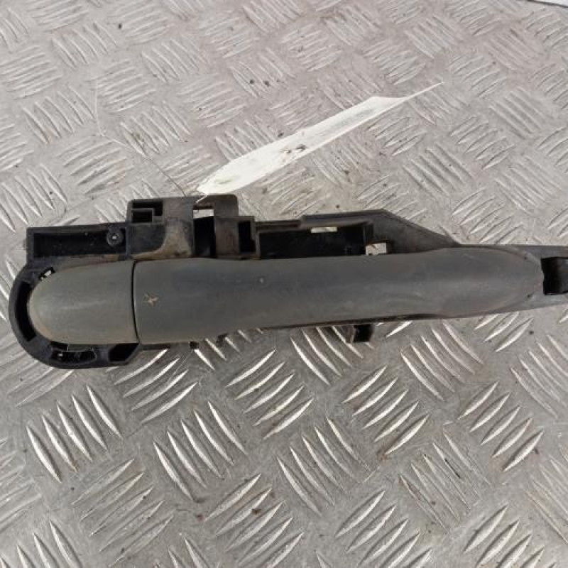 Poignee porte laterale droit RENAULT KANGOO 2