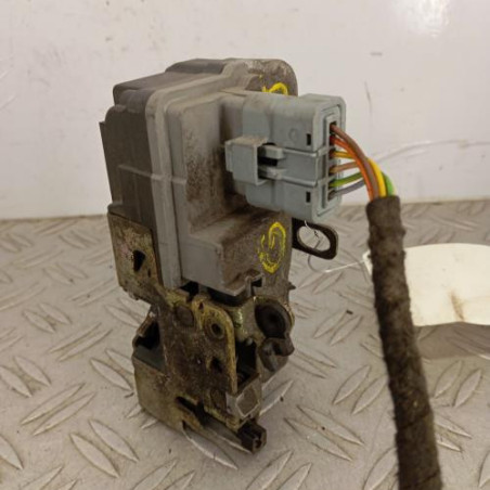 Serrure avant gauche PEUGEOT 206