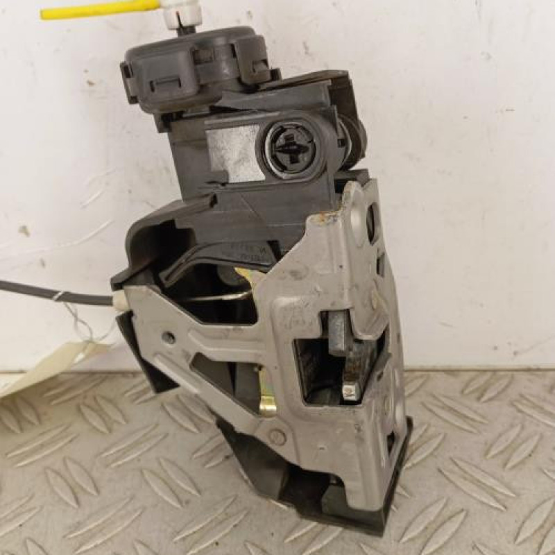 Serrure avant gauche MERCEDES CLASSE A 168