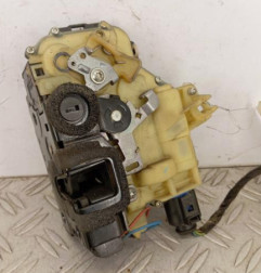 Serrure arriere gauche VOLKSWAGEN POLO 4 Photo n°1