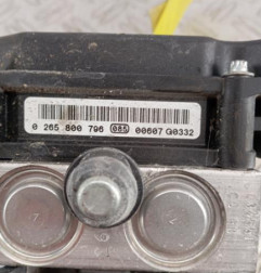 Bloc ABS (freins anti-blocage) OPEL CORSA D Photo n°4