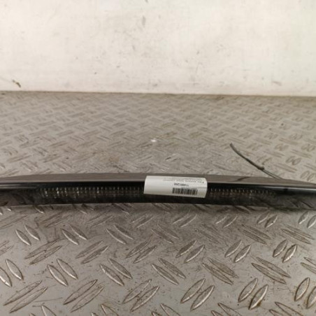 Feu arriere stop central RENAULT CLIO 2 CAMPUS Photo n°1