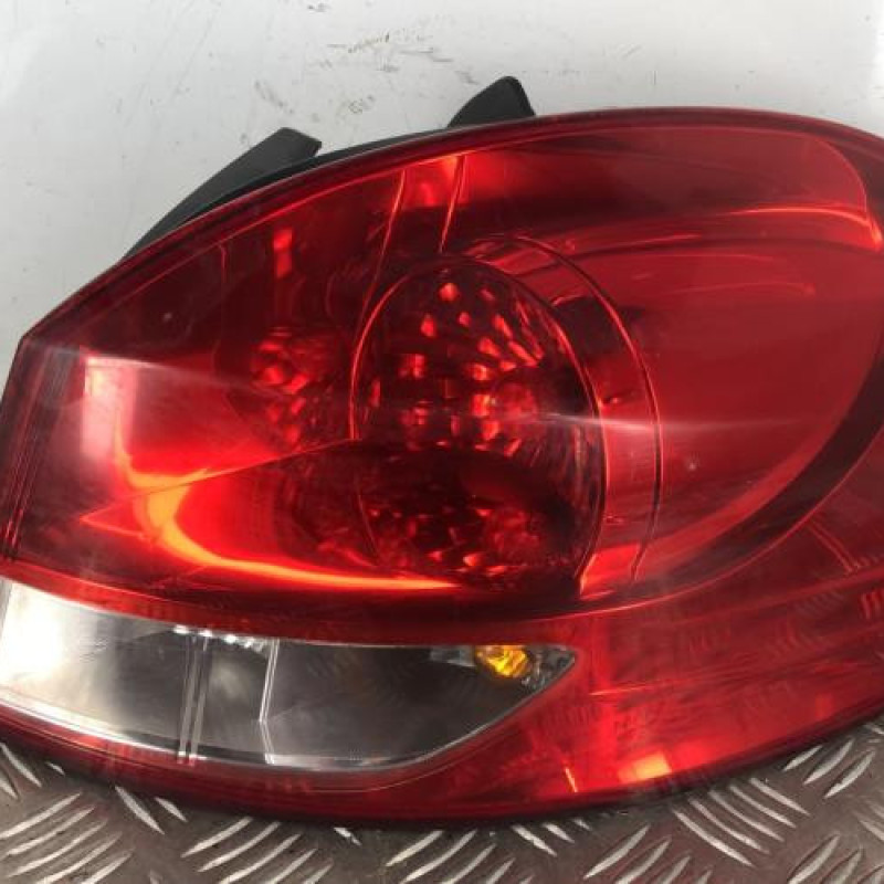 Feu arriere principal droit (feux) RENAULT CLIO 3