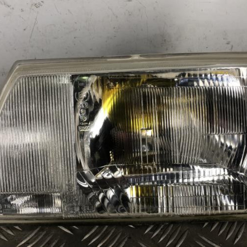 Optique avant principal droit (feux)(phare) CITROEN C15