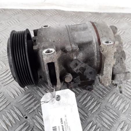 Compresseur clim PEUGEOT 308 2 Photo n°1