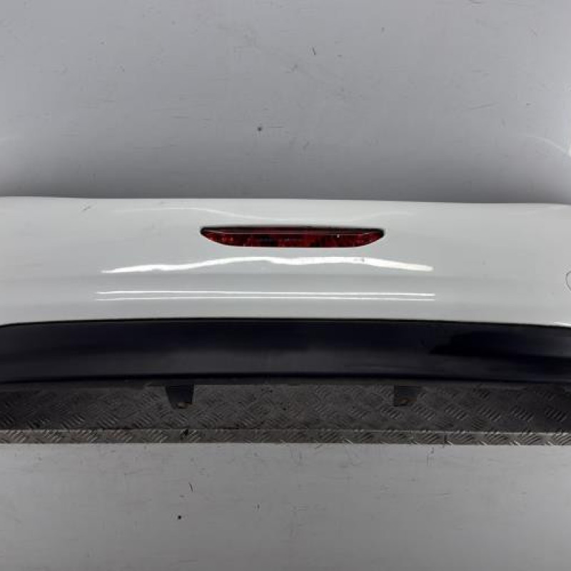 Pare choc arriere PEUGEOT 208 1
