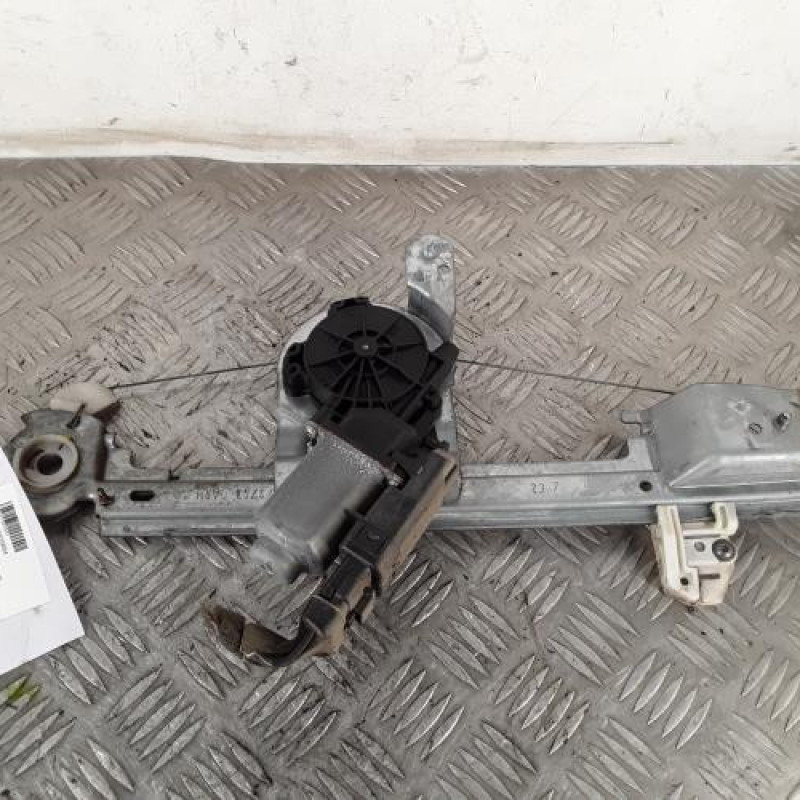 Leve vitre electrique arriere droit RENAULT SCENIC 2