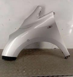 Aile avant gauche TOYOTA VERSO Photo n°1