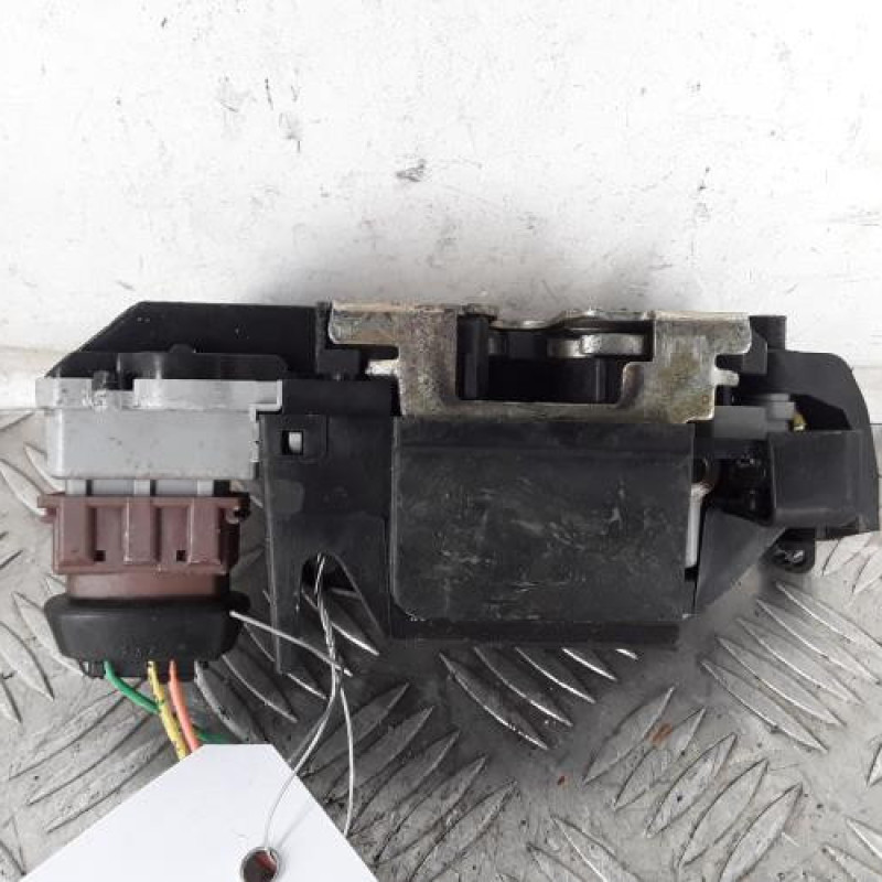 Serrure arriere droit CITROEN XSARA