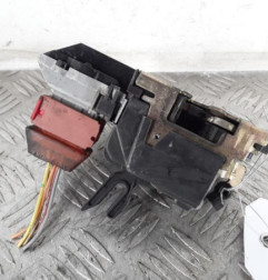 Serrure avant droit CITROEN XSARA Photo n°1